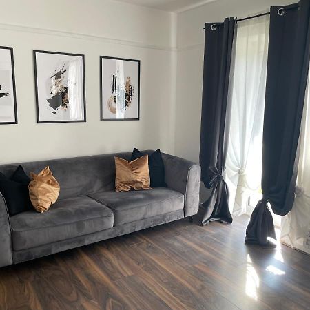 Lovely 2Bedroom 4Mins From Wimbledon Station London Eksteriør billede