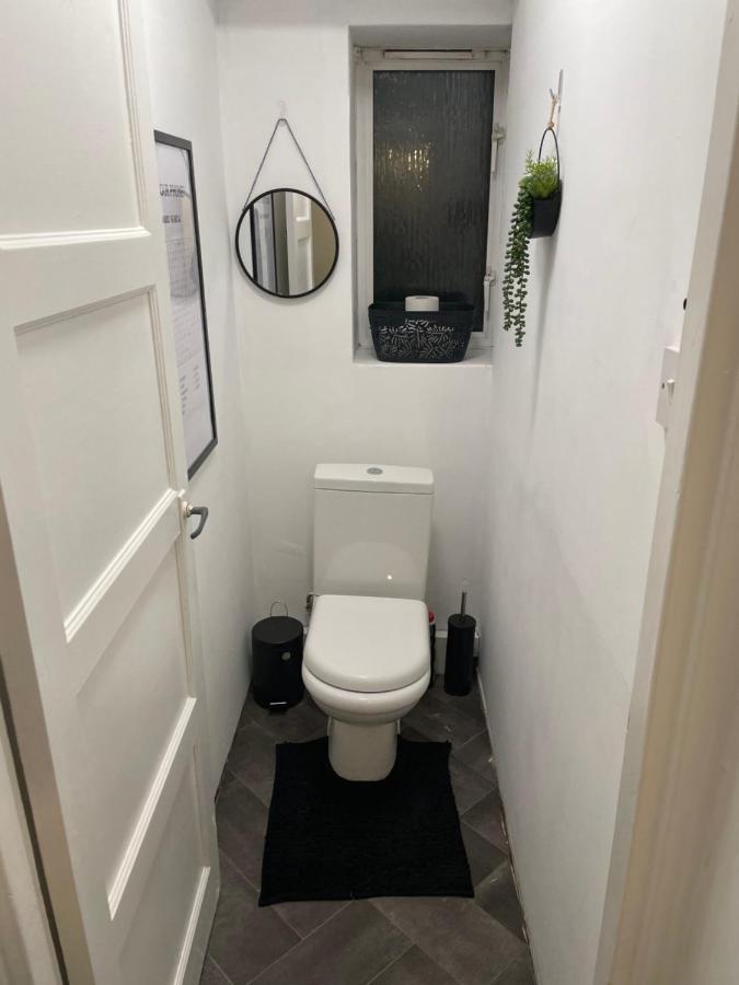 Lovely 2Bedroom 4Mins From Wimbledon Station London Eksteriør billede