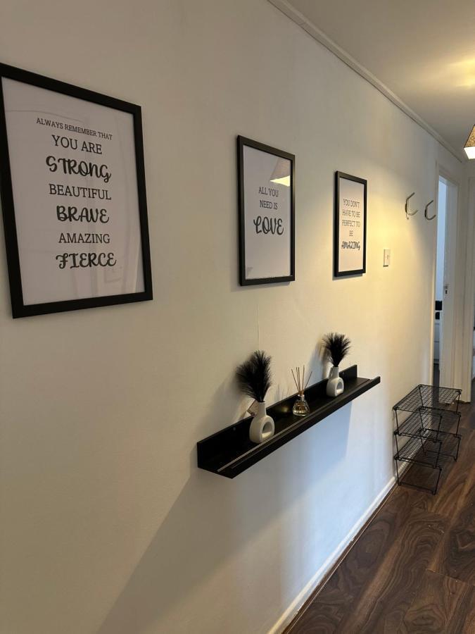 Lovely 2Bedroom 4Mins From Wimbledon Station London Eksteriør billede